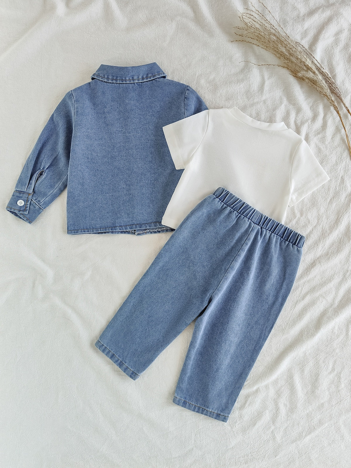 Baby Girls Spring/Autumn Light Blue Long-sleeve Denim Jacket, White Short-sleeved T-shirt, and Denim Pants  Three-piece Set