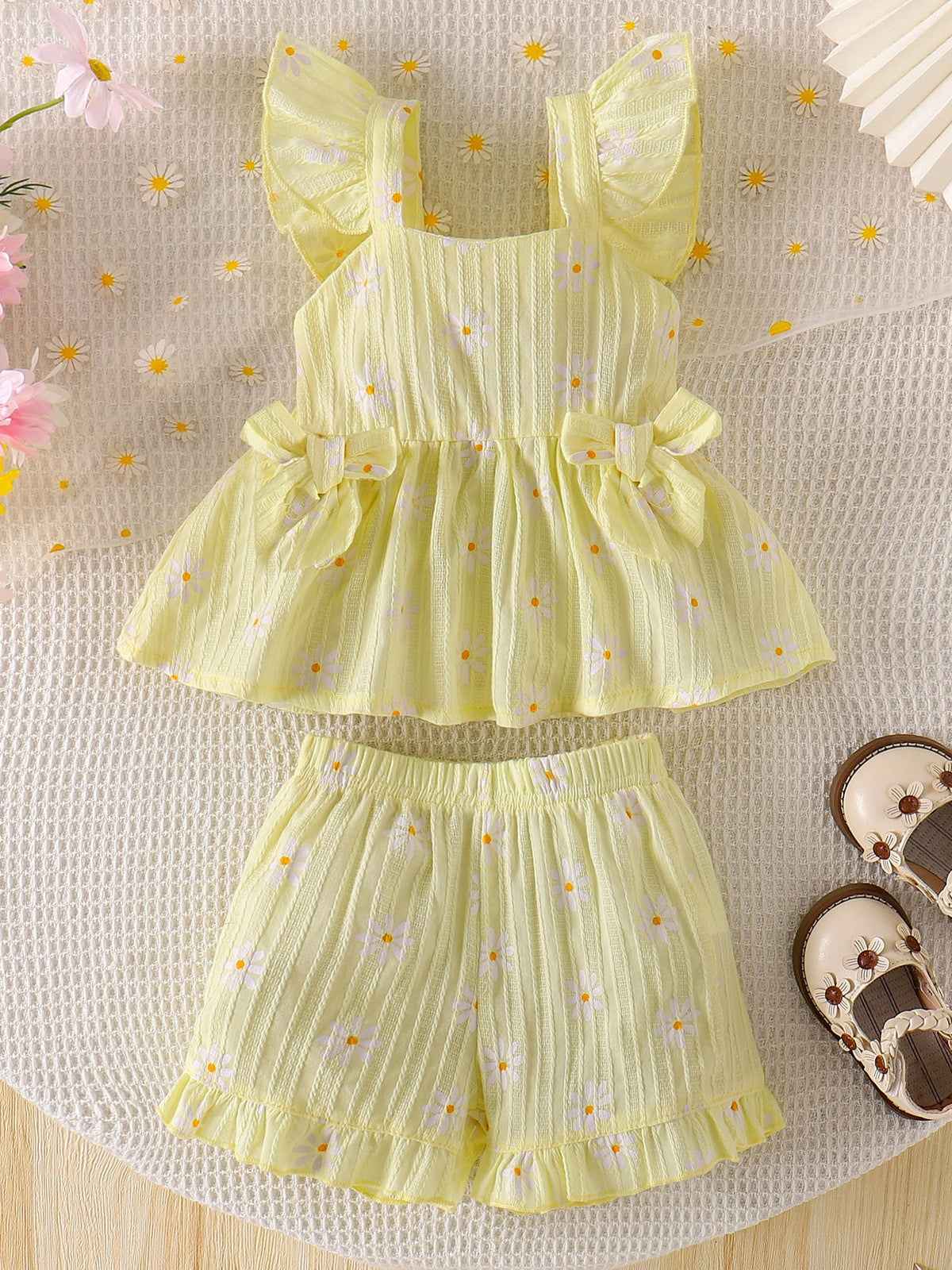 Baby Girls Yellow Daisy Print Ruffle Top And Shorts Summer Outfit