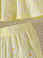 طقم صيفي للبنات الصغيرات مكون من بلوزة قصيرة مكشكشة مطبوعة بزهرة الأقحوان الصفراء وشورت