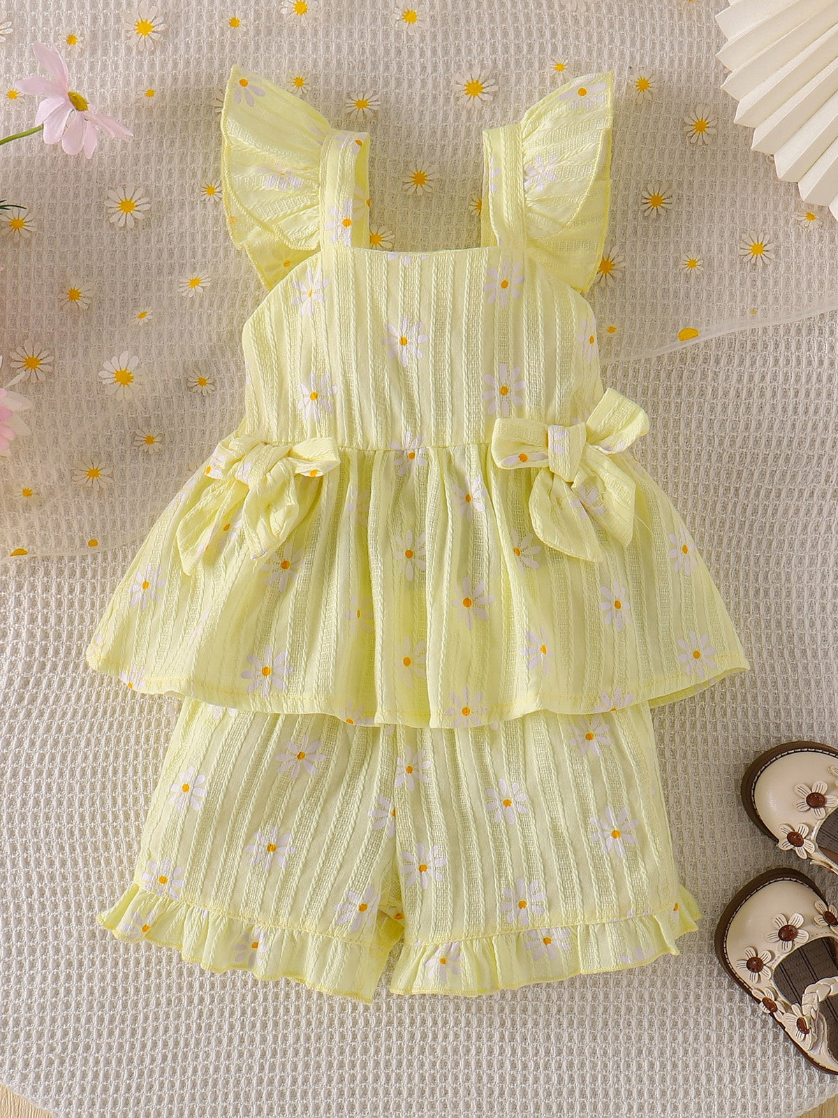 Baby Girls Yellow Daisy Print Ruffle Top And Shorts Summer Outfit