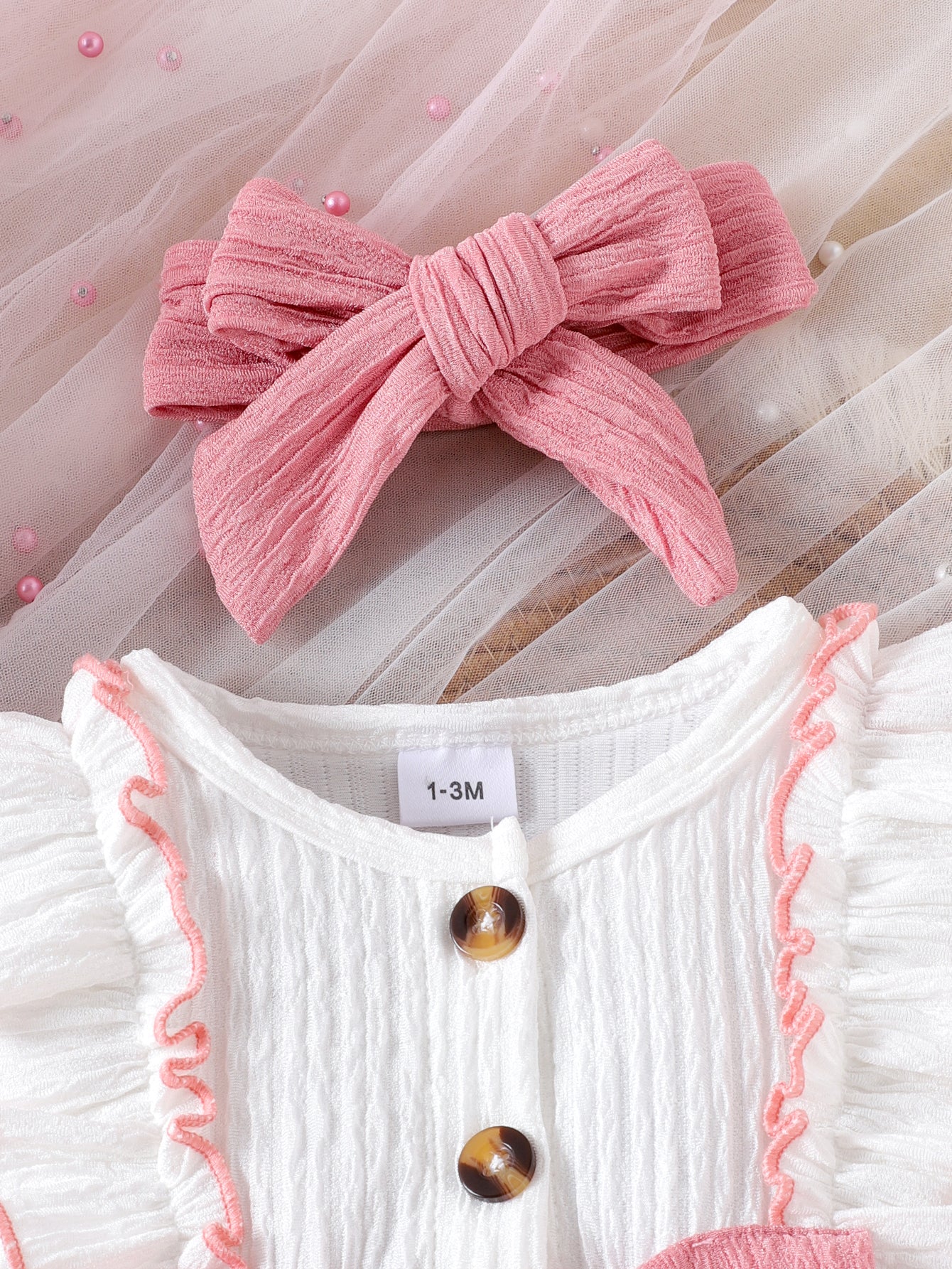 Baby Girls Long Sleeves Ruffle Bow Bodysuit With A Pairs Of Socks
