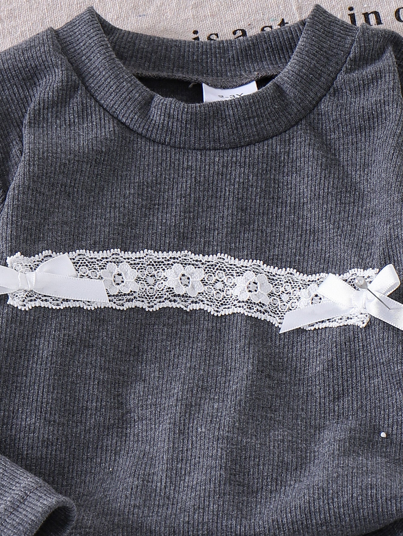 Girls Long-sleeve Red Ribbed Top and lace-trimmed flared trousers two-piece set