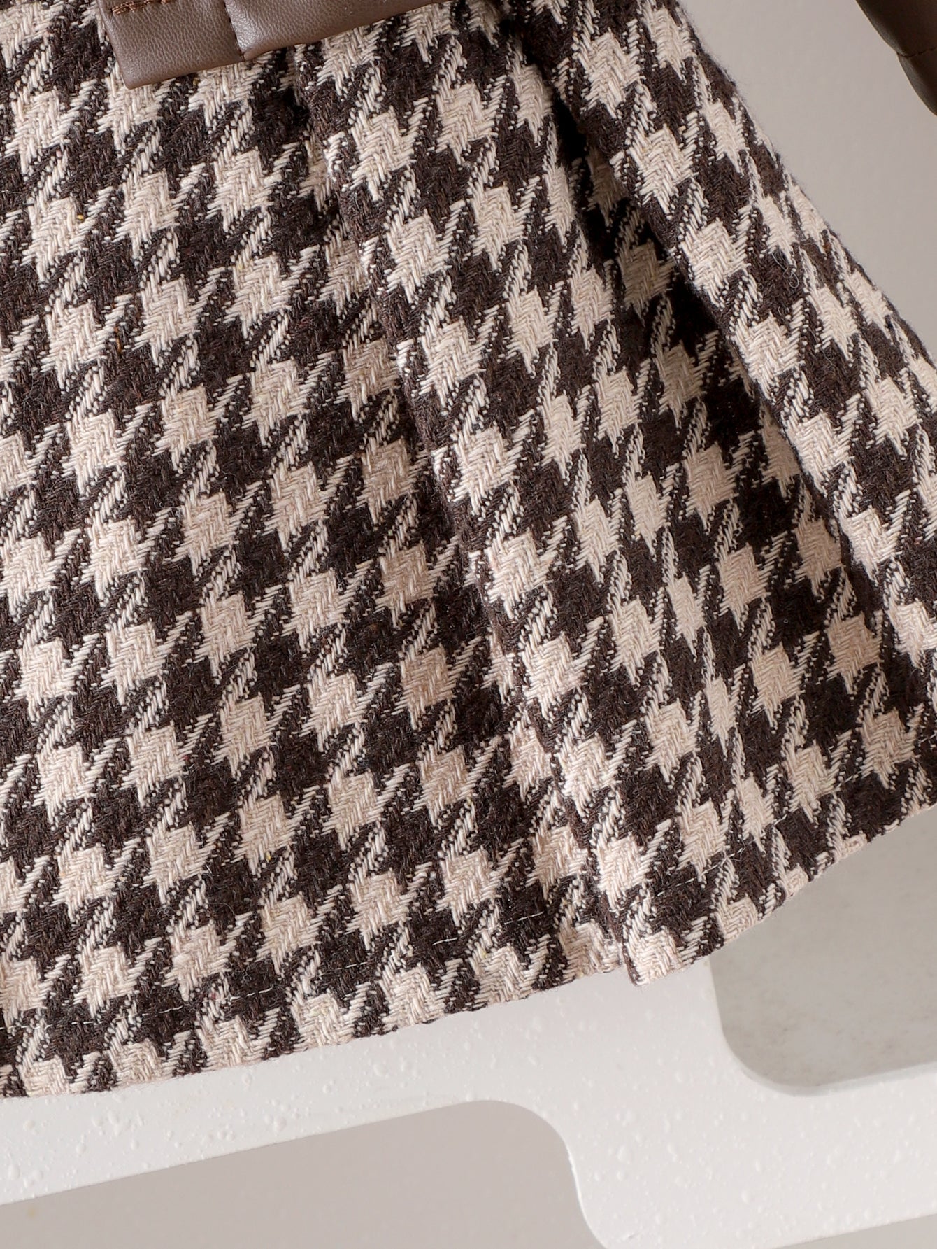 Baby Girls  Four-piece Set: Long-sleeve PU Jacket, Long-sleeve Ribbed T-shirt, Houndstooth Skirt and hat.