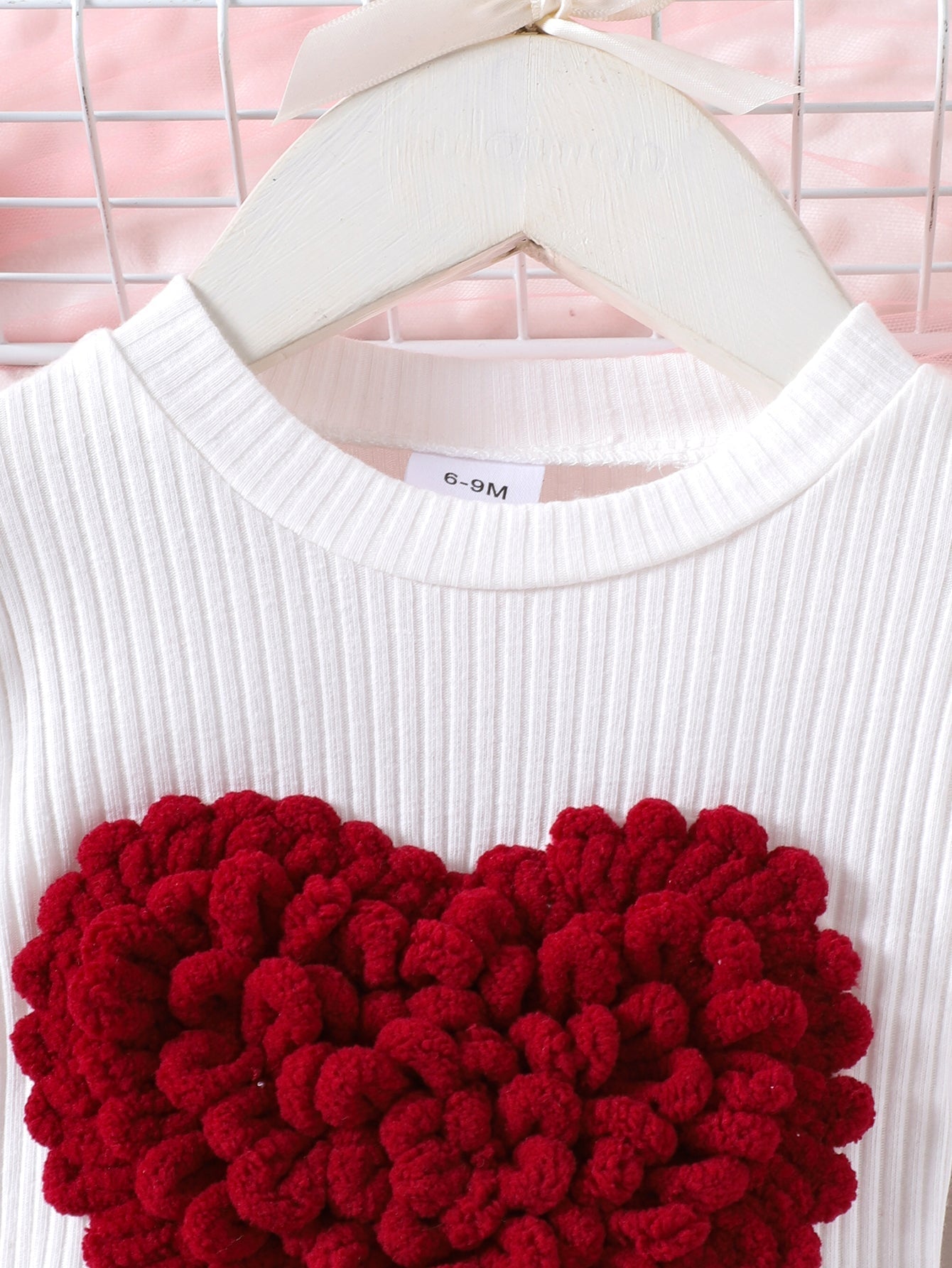 Baby Girls Spring/Autumn Puff Long-sleeve T-shirt with 3D heart pattern and Corduroy Bow Skirt Two-piece Set