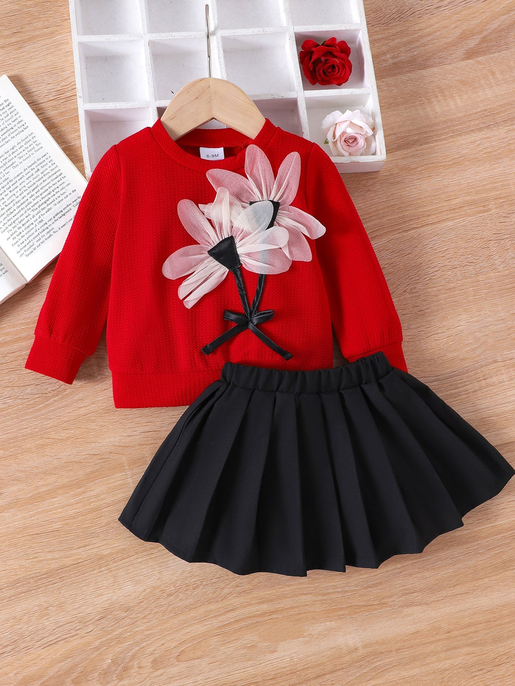 Baby Girls Autumn/Spring 3D Floral Long-Sleeved Sweatshirt and Pleated Skirt Two-Piece Set