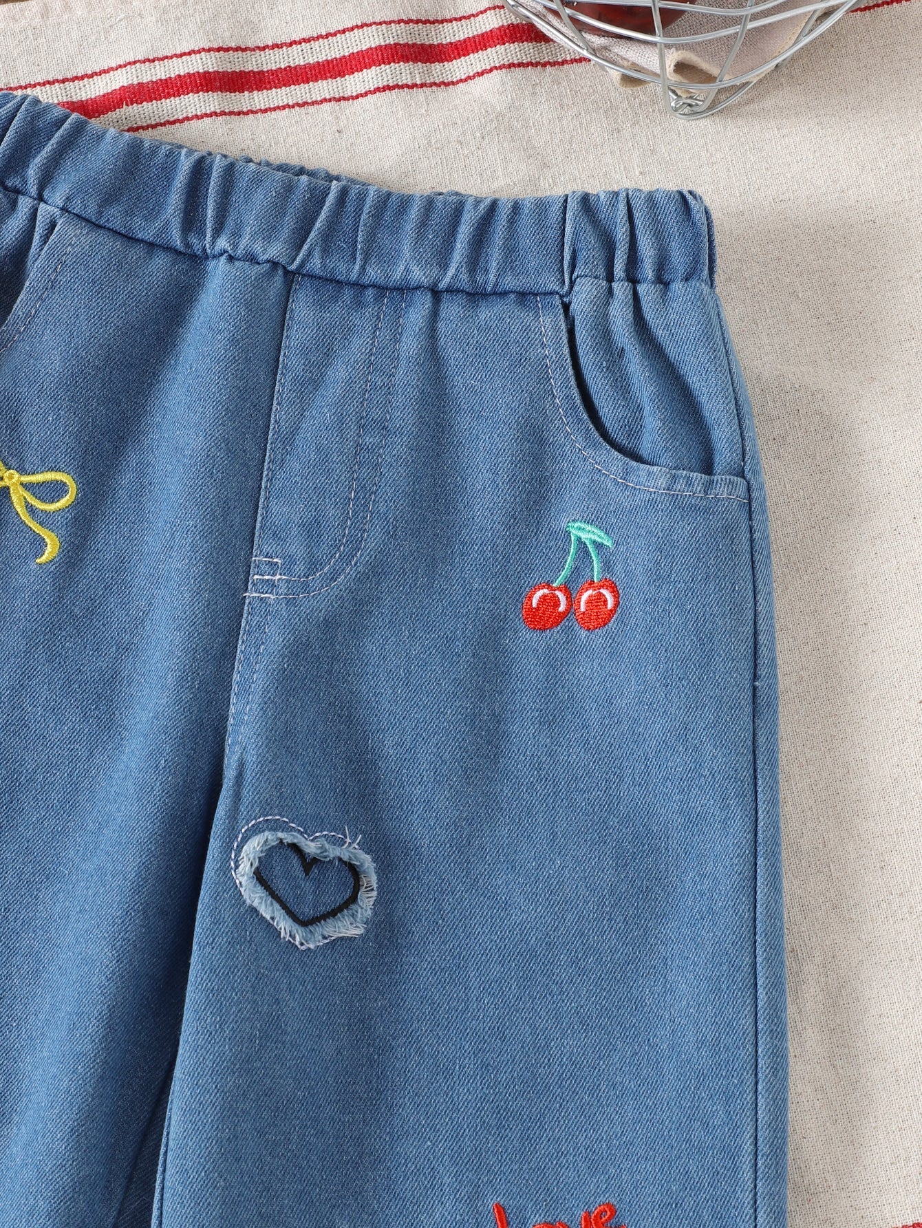 Baby Girls Spring/Autumn Long-sleeve Red Ribbed Top and Rmbroidered Teans Two-piece Set