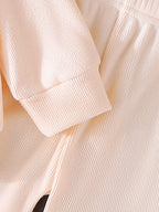 طقم مكون من قطعتين للبنات الصغيرات، ربيع/خريف، يتكون من سويت شيرت وبنطال بأكمام طويلة وياقة بيتر بان من الدانتيل