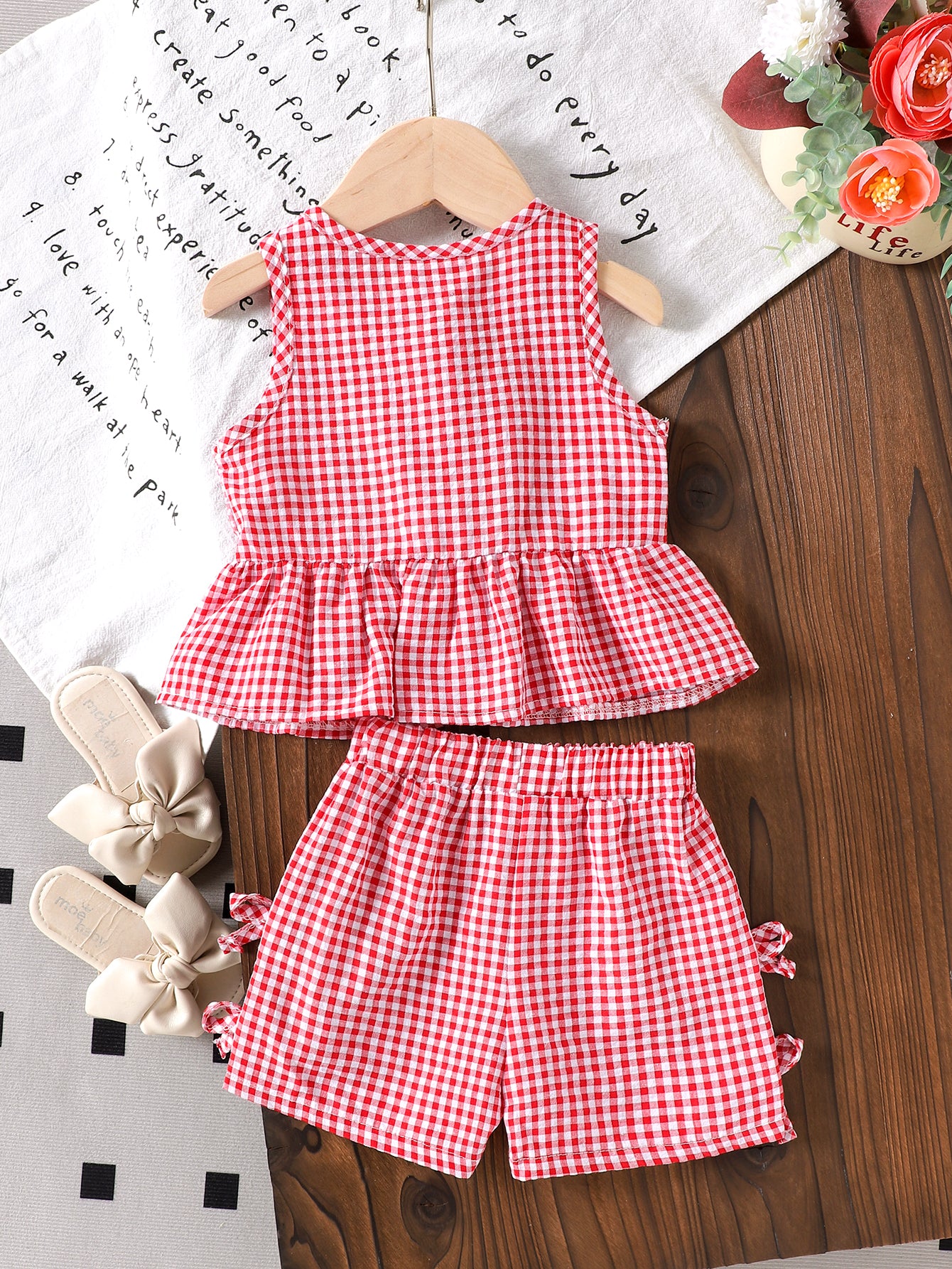 Girls' Red Sleeveless Bow Tie Plaid Top And Pants  Two-Piece Set