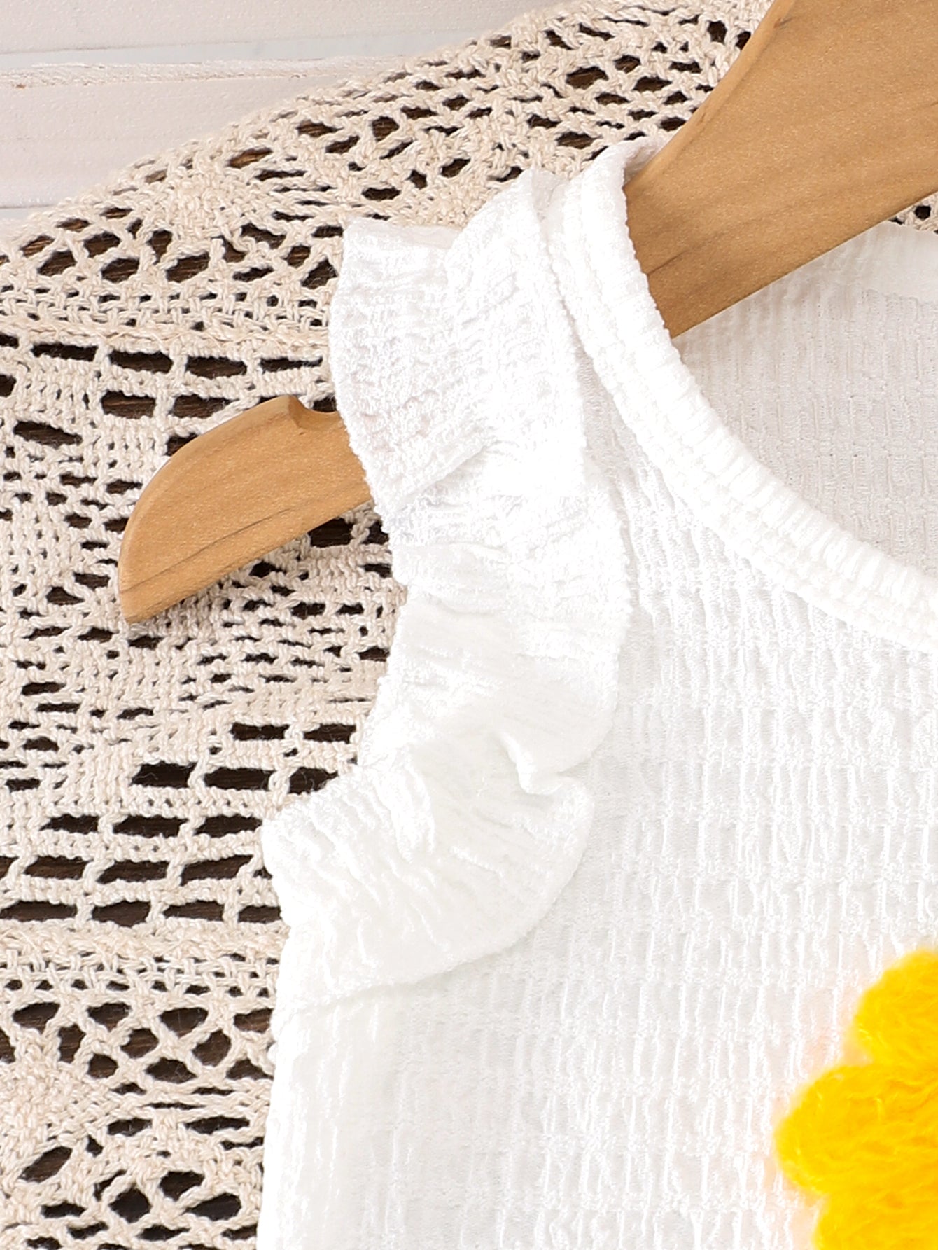 Girls White Sleeveless Ruffle Top And Bowknot  Pants Two-Piece Set