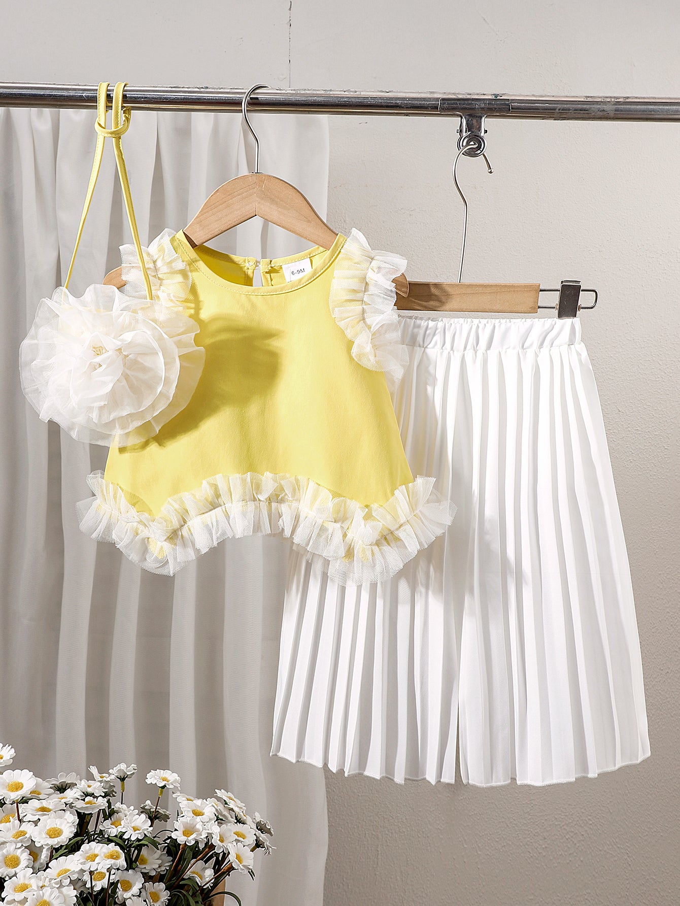 Baby Girls Yellow Sleeveless Irregular Top And Long Pleated Skirt With One Bag Three-Piece Set