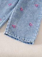 طقم قطعتين للربيع والخريف للبنات الصغيرات: جاكيت جينز بأكمام طويلة مزين بفيونكة مطرزة وبنطال جينز