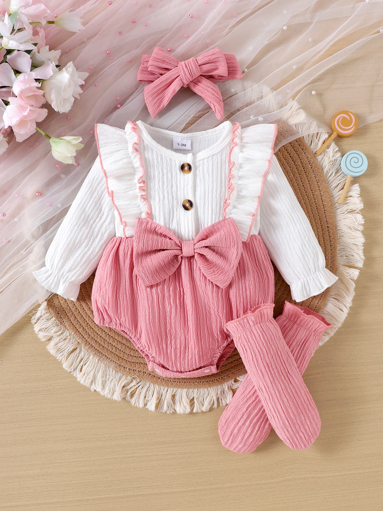 Baby Girls Long Sleeves Ruffle Bow Bodysuit With A Pairs Of Socks